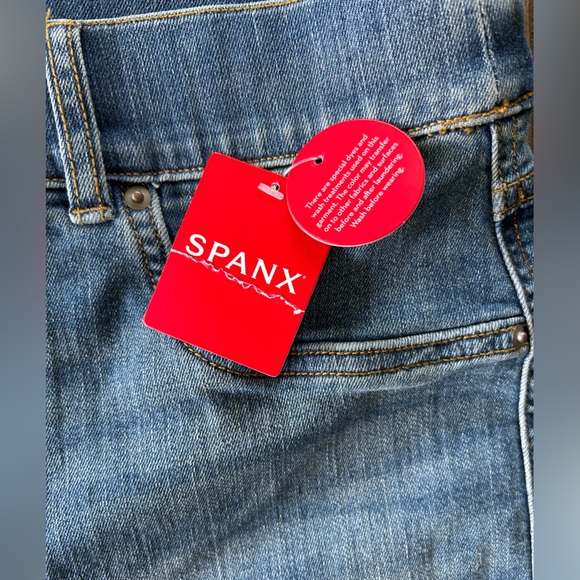 SPANX Straight Leg Jeans Vintage Indigo Size Med NWT - Picture 5 of 7